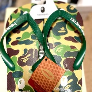 Brand New Bape Havaianas flip flops sz 7/8
